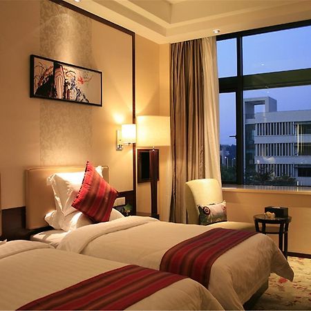 Southern Club Hotel Guangzhou Exterior photo