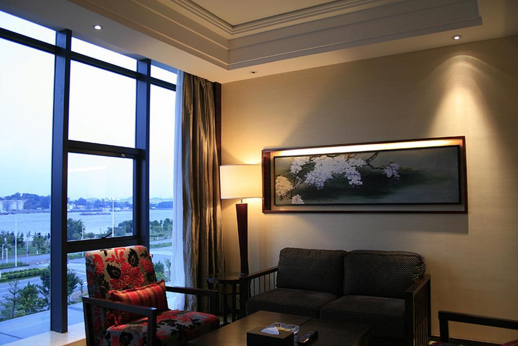Southern Club Hotel Guangzhou Room photo